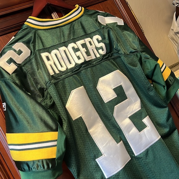 LIKE NEW Green Bay Packers 2X MVP & Super Bowl Winner Aaron Rodgers #12 Jersey! - Picture 4 of 8